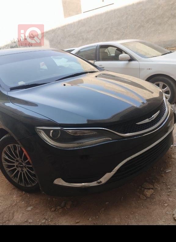 Chrysler 200